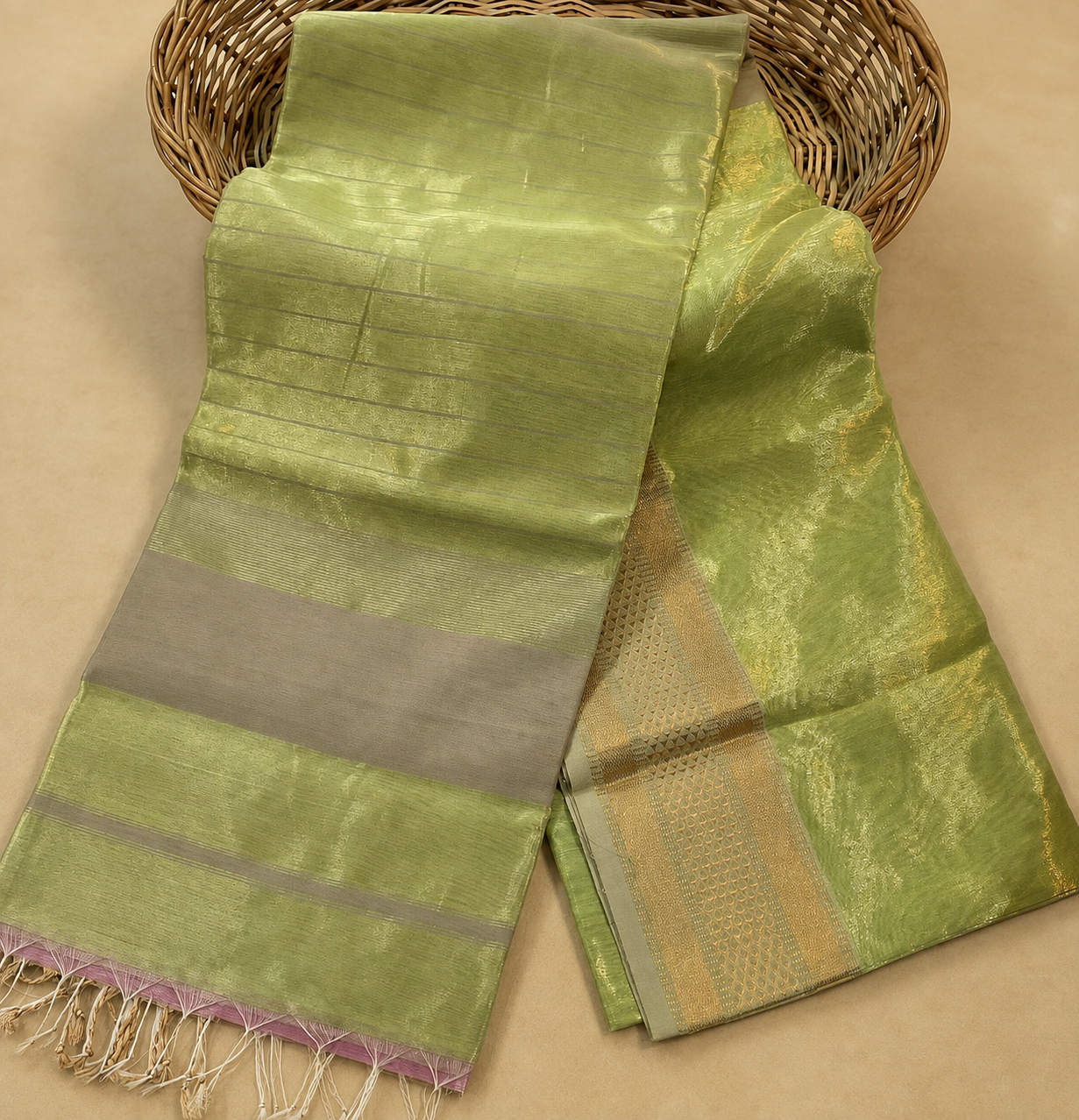 Light Green Tissue Maheshwari Saree - AUV-900028