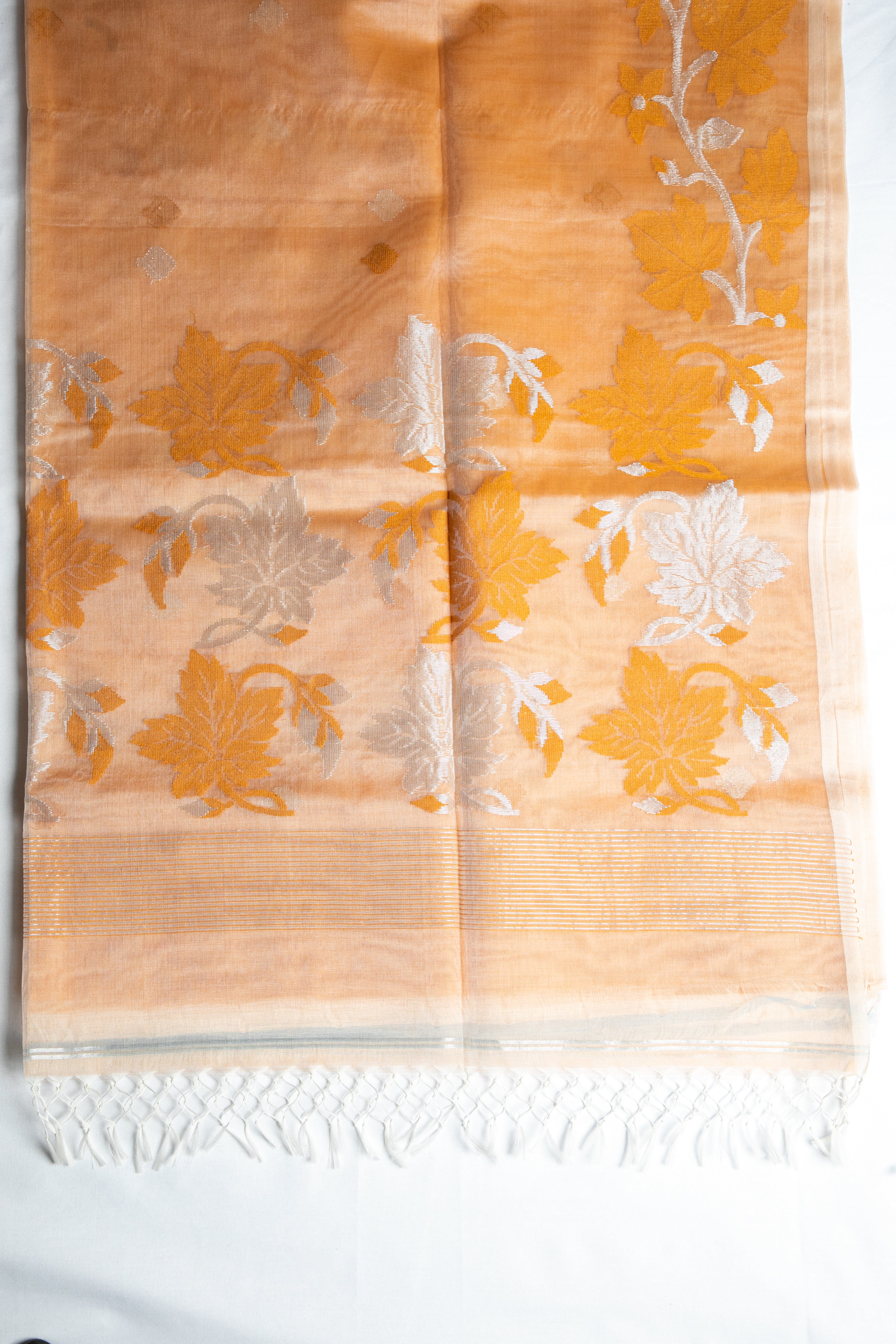 Peach Bloom Jamdani — Pure Muslin Handloom Saree