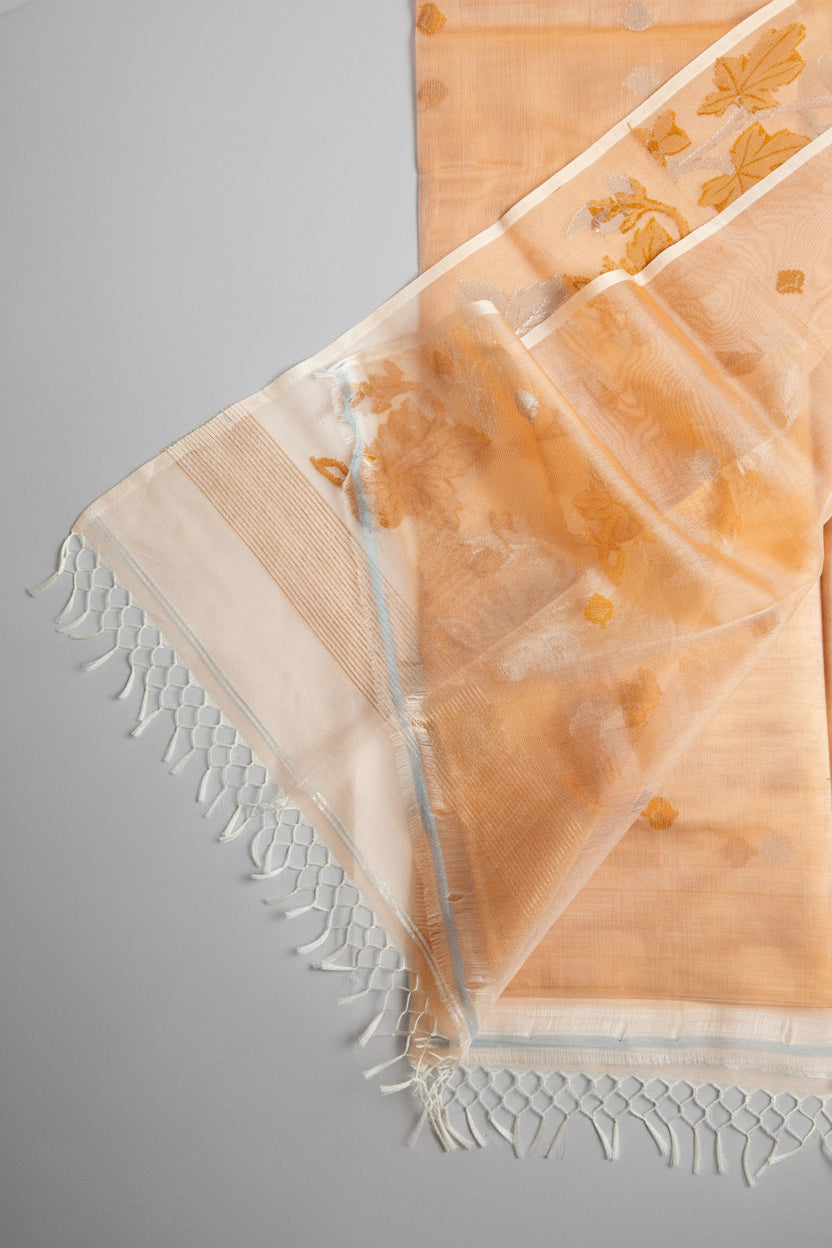 Peach Bloom Jamdani — Pure Muslin Handloom Saree