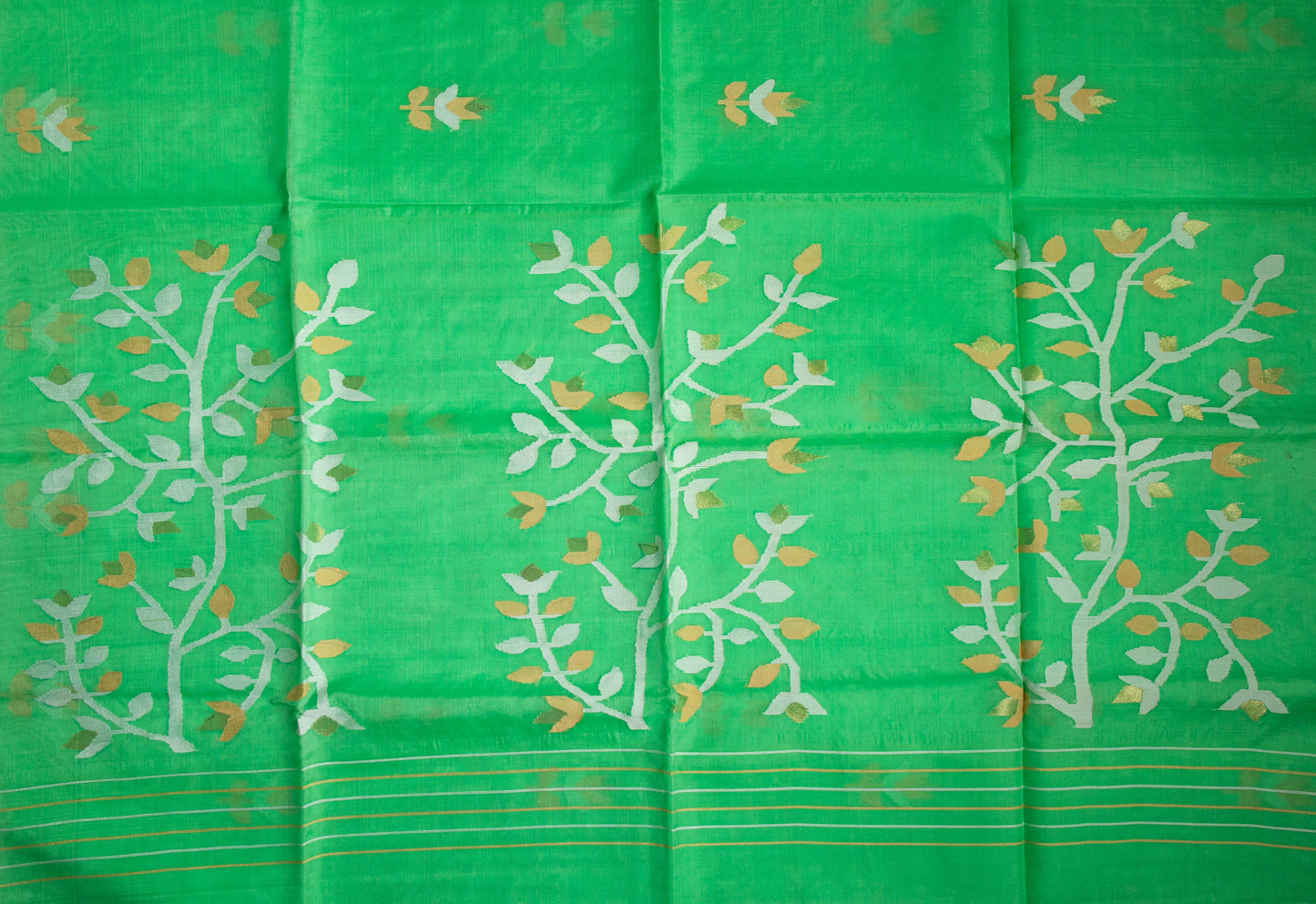 Jade Green Jamdani — Pure Muslin Handloom Saree